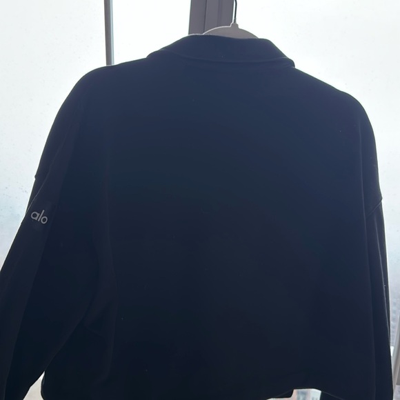 Alo Renown Cropped Button-Up Pullover - Picture 5 of 5